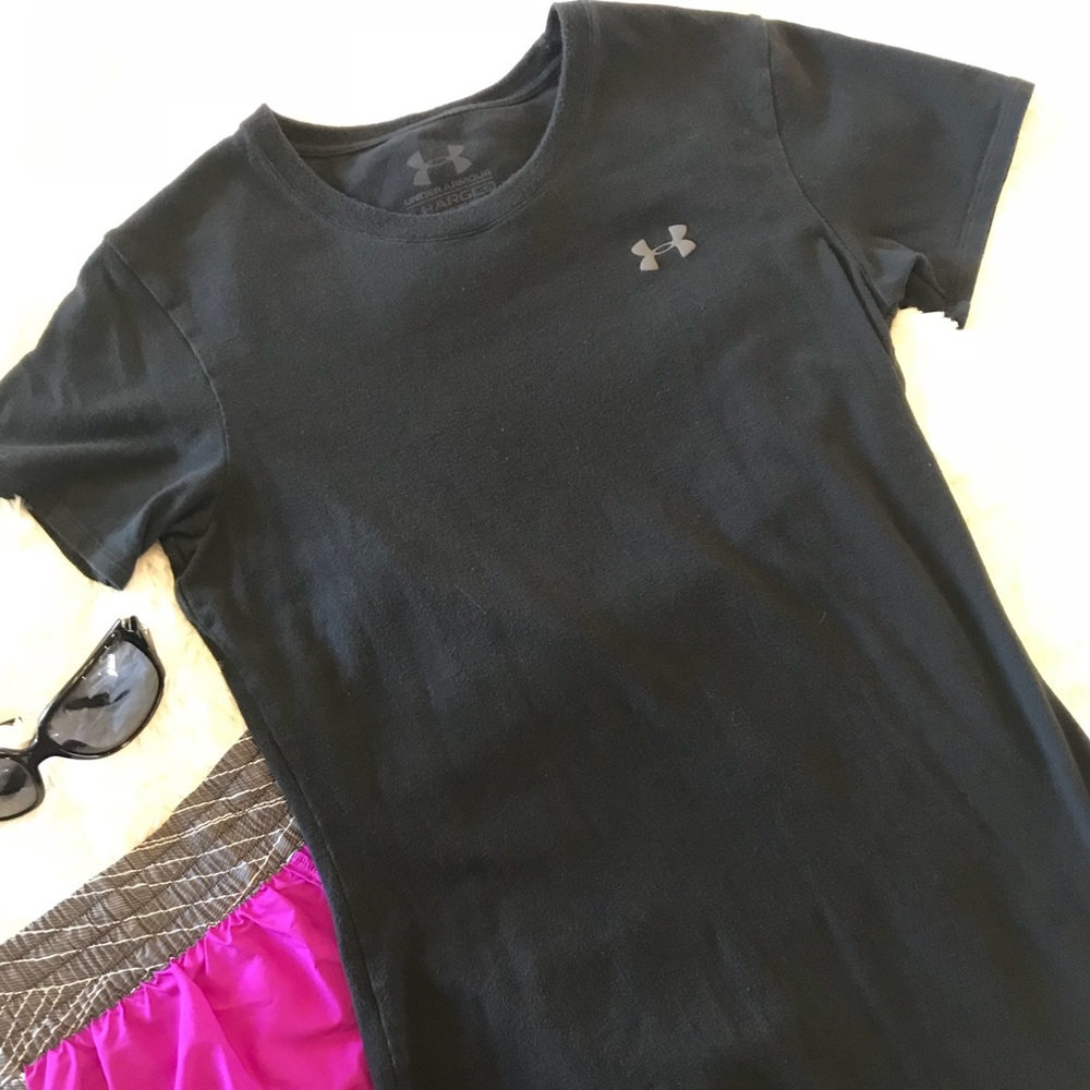 Under Armour black charged cotton shirt